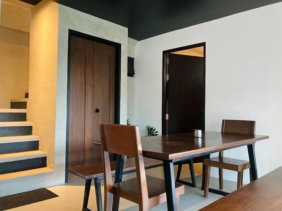 Couple Pad With Own Bath Near Clark Villa Mabalacat Holiday home