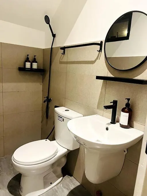 Couple Pad With Own Bath Near Clark Villa Mabalacat 0*,