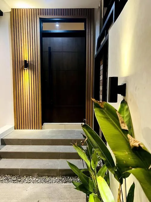 Couple Pad With Own Bath Near Clark Villa Mabalacat Holiday home