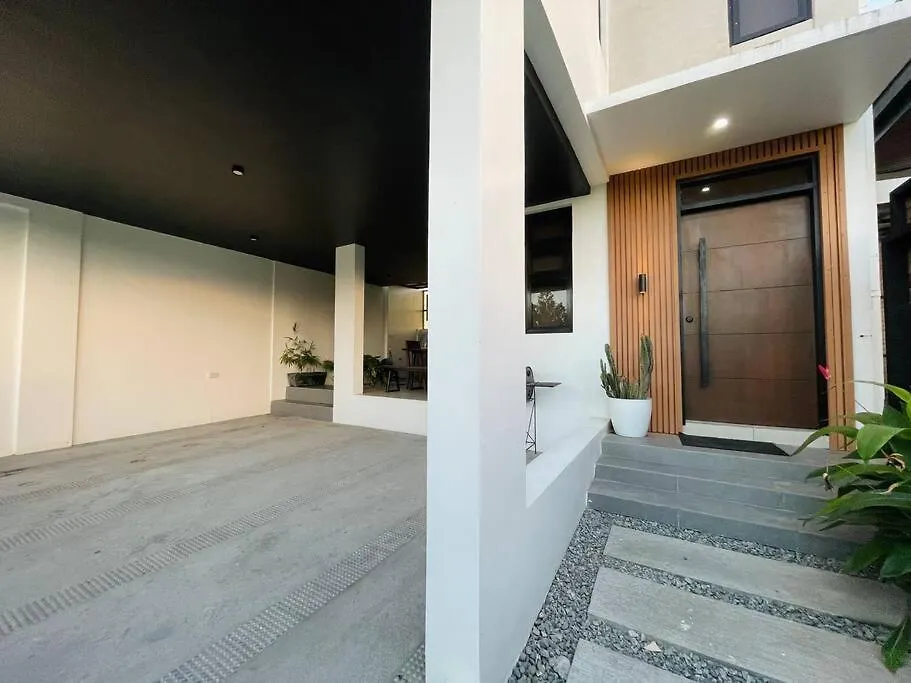 Couple Pad With Own Bath Near Clark Villa Mabalacat